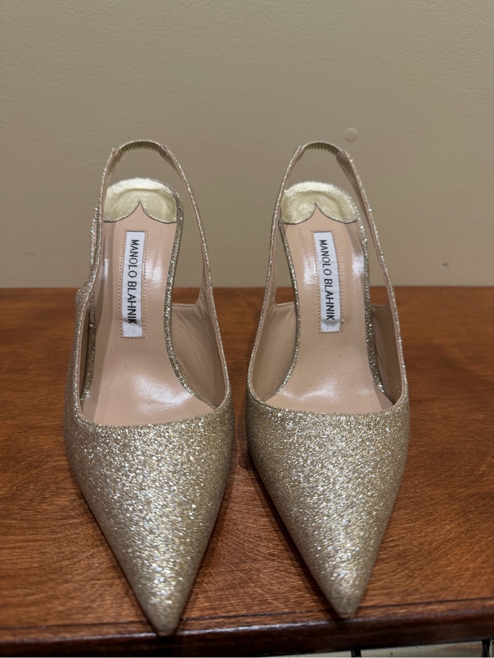 Manolo Blahnik Gold Glitter Slingback Pumps | Size 37.5 (US 7.5) | Made in Italy